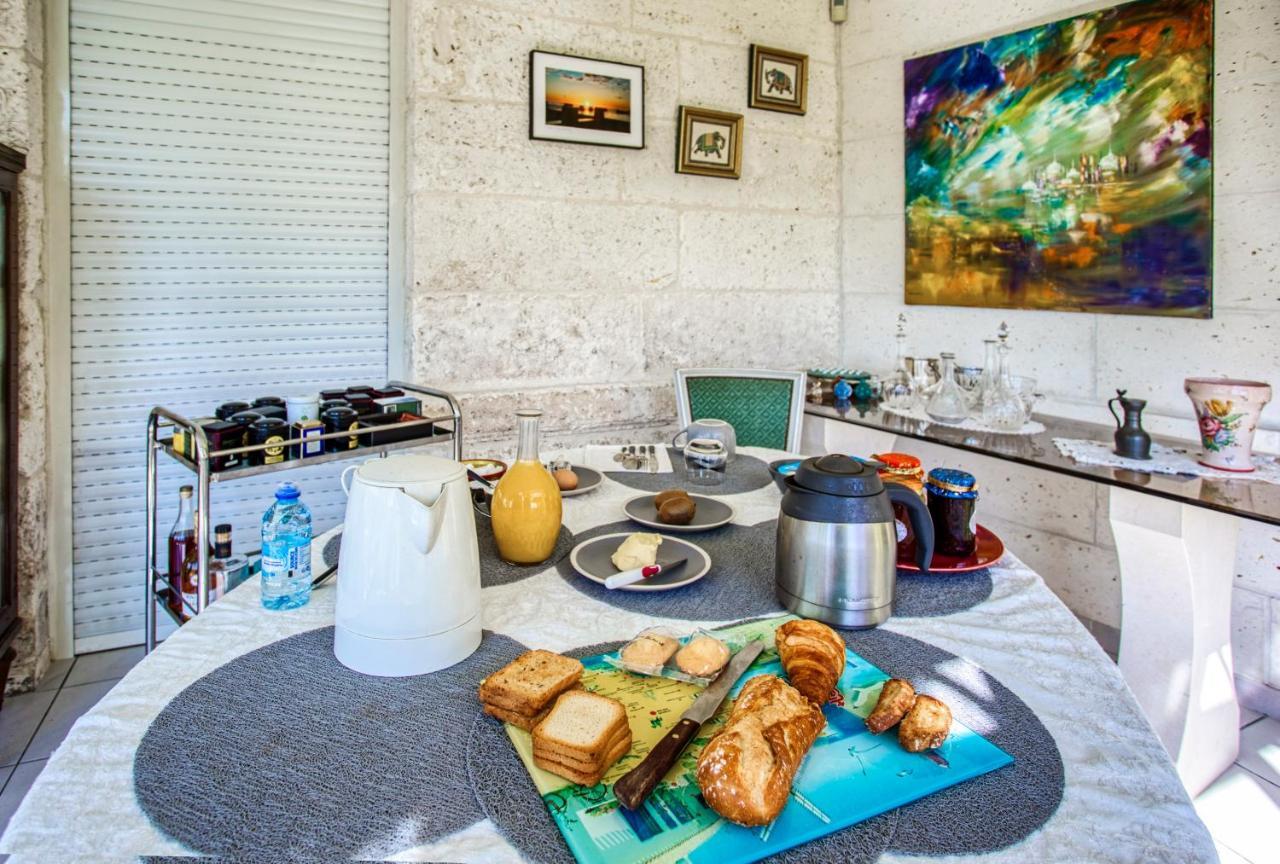 Laferriere Bed and Breakfast Ανγκουλέμ Εξωτερικό φωτογραφία